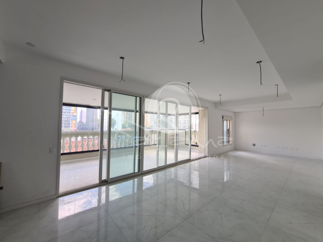 Apartamento, 3 quartos, 256 m² - Foto 1