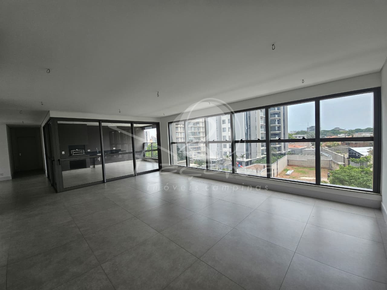 Apartamento, 3 quartos, 220 m² - Foto 2