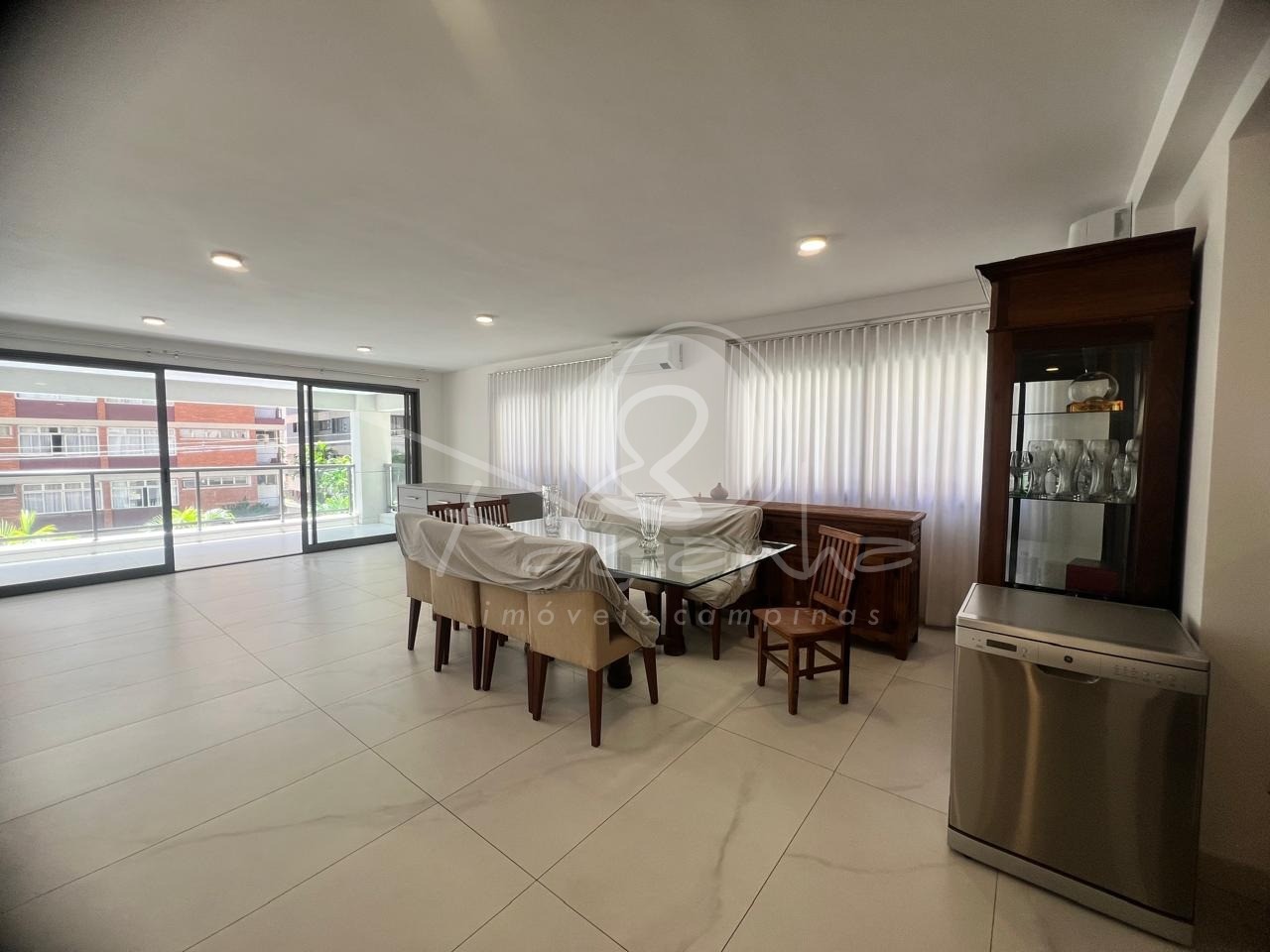 Apartamento, 3 quartos, 213 m² - Foto 4