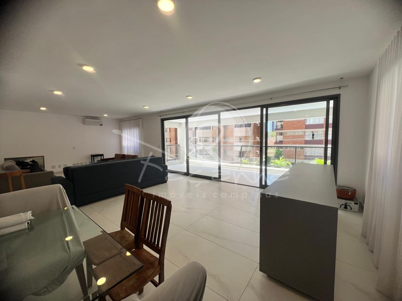 Apartamento, 3 quartos, 213 m² - Foto 1