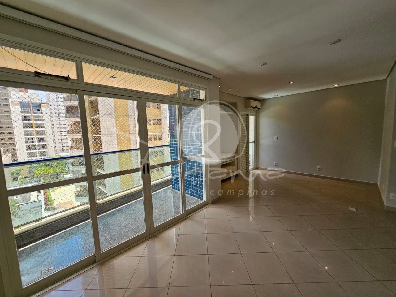 Apartamento, 3 quartos, 100 m² - Foto 2