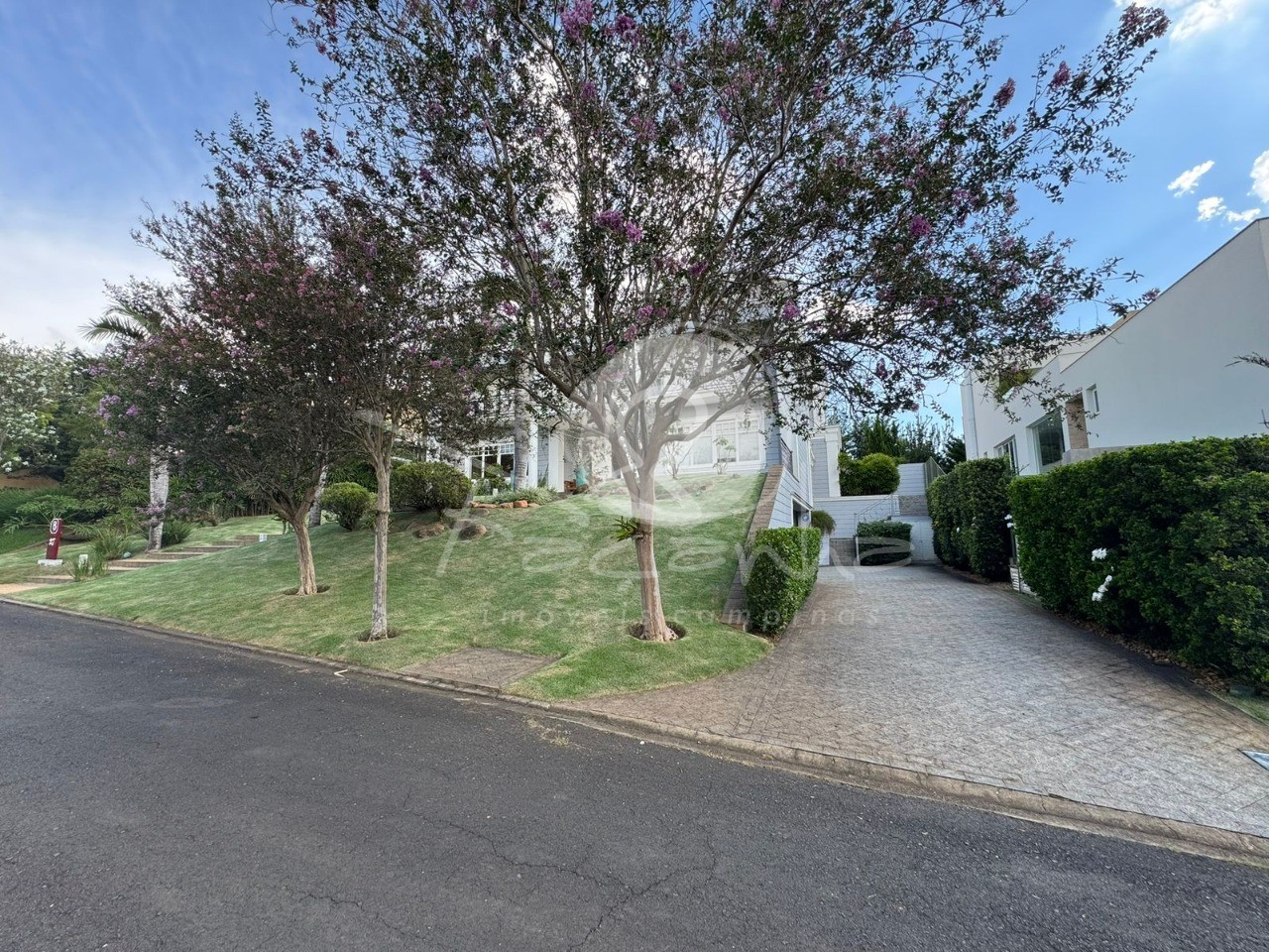 Sobrado, 4 quartos, 735 m² - Foto 2