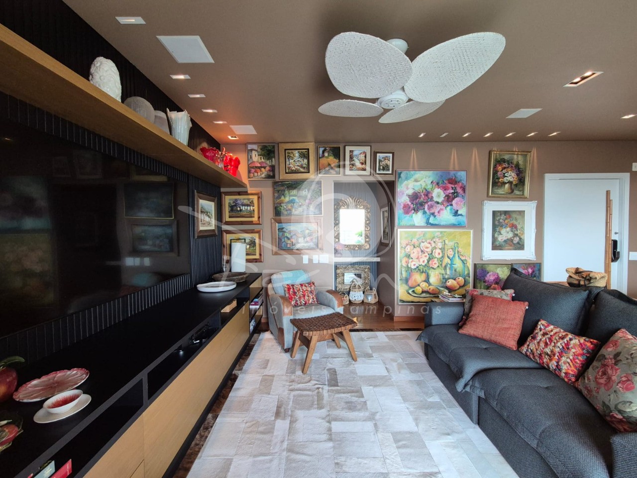 Apartamento, 3 quartos, 160 m² - Foto 2