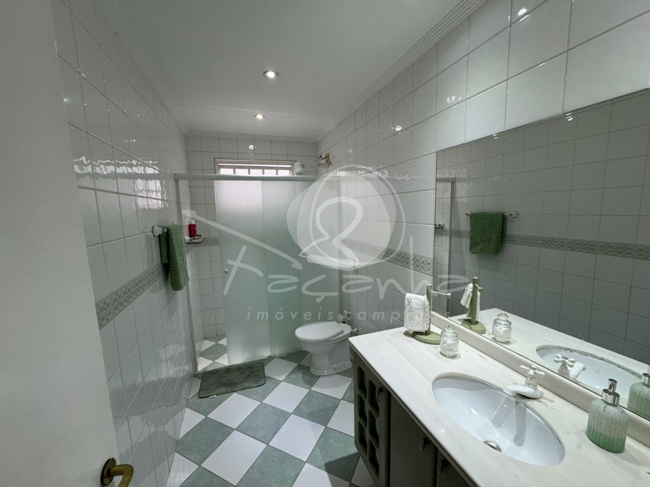 Casa, 4 quartos, 269 m² - Foto 16