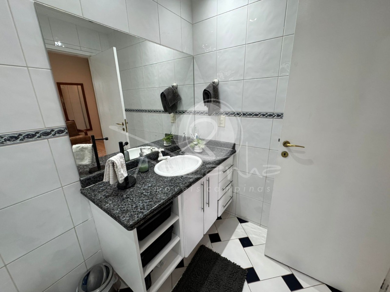 Casa, 4 quartos, 269 m² - Foto 24