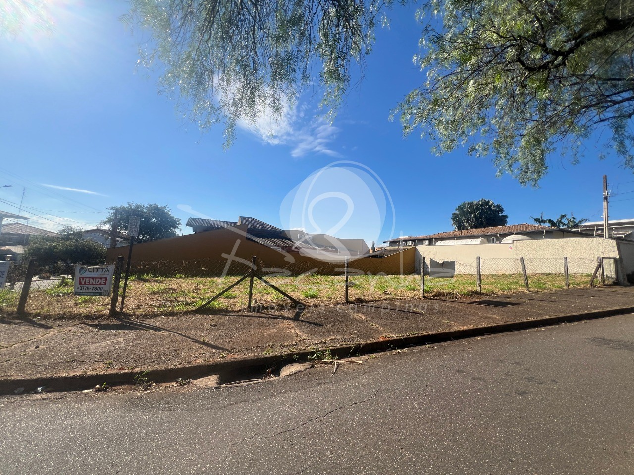 Terreno, 438 m² - Foto 1