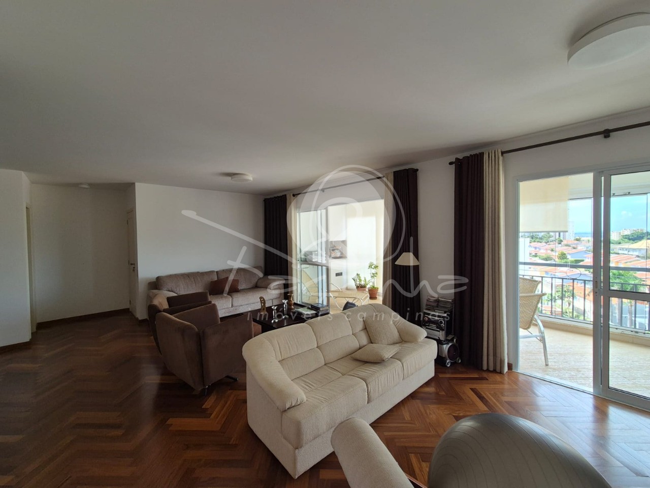 Apartamento, 3 quartos, 135 m² - Foto 2