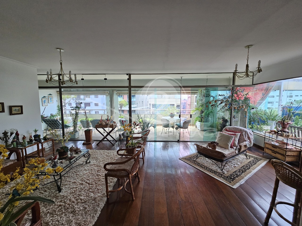 Cobertura, 4 quartos, 329 m² - Foto 2