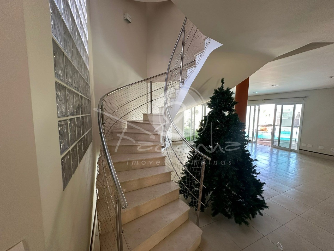 Casa, 4 quartos, 459 m² - Foto 1