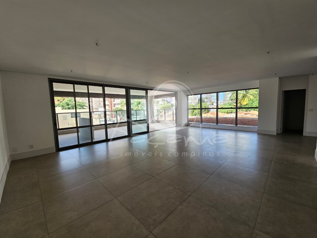 Apartamento, 4 quartos, 317 m² - Foto 1