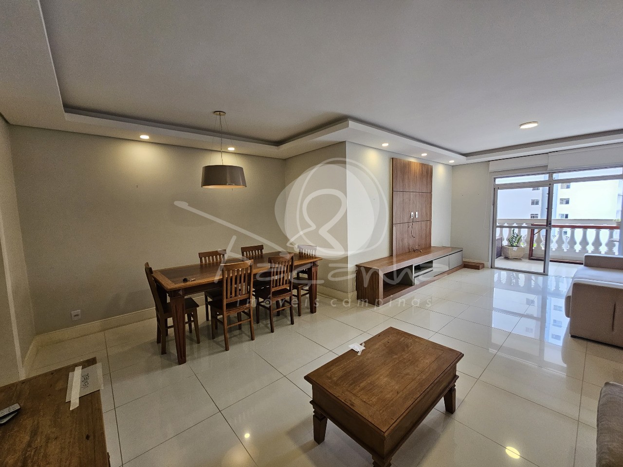 Apartamento, 3 quartos, 186 m² - Foto 1