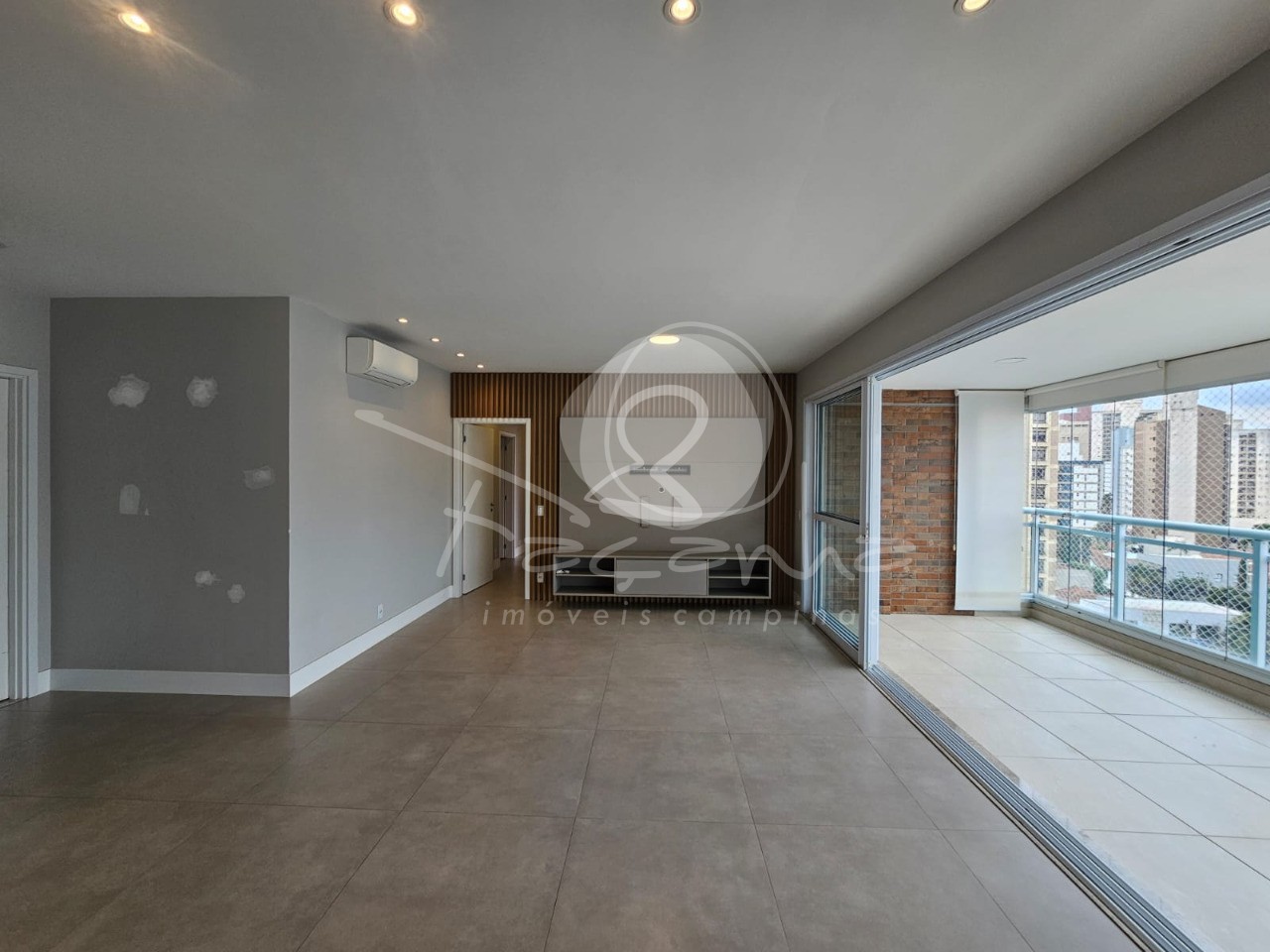 Apartamento, 3 quartos, 185 m² - Foto 2