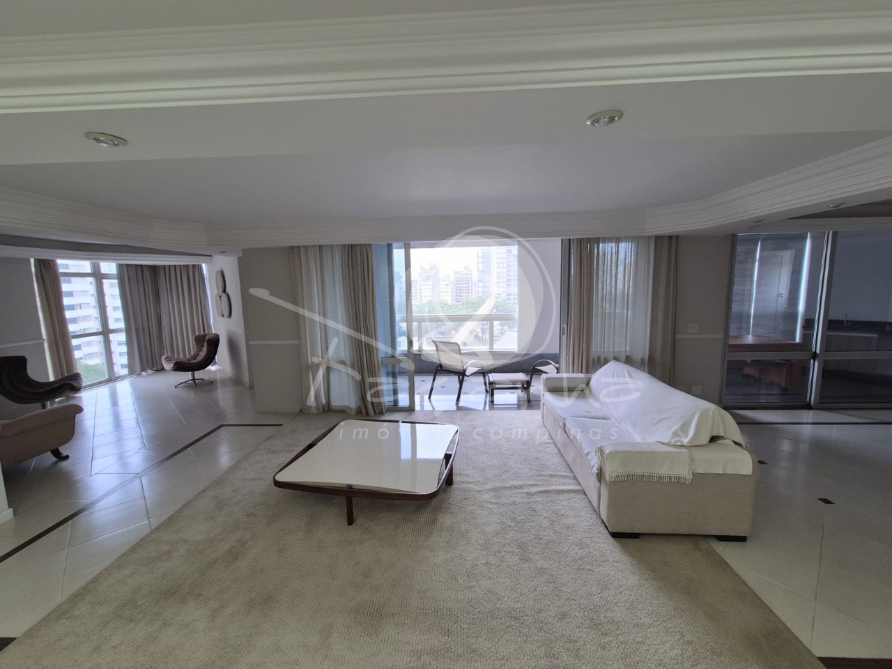 Apartamento, 3 quartos, 220 m² - Foto 3