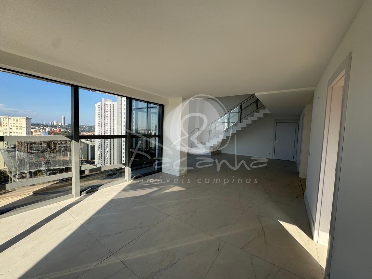 Apartamento, 3 quartos, 192 m² - Foto 2