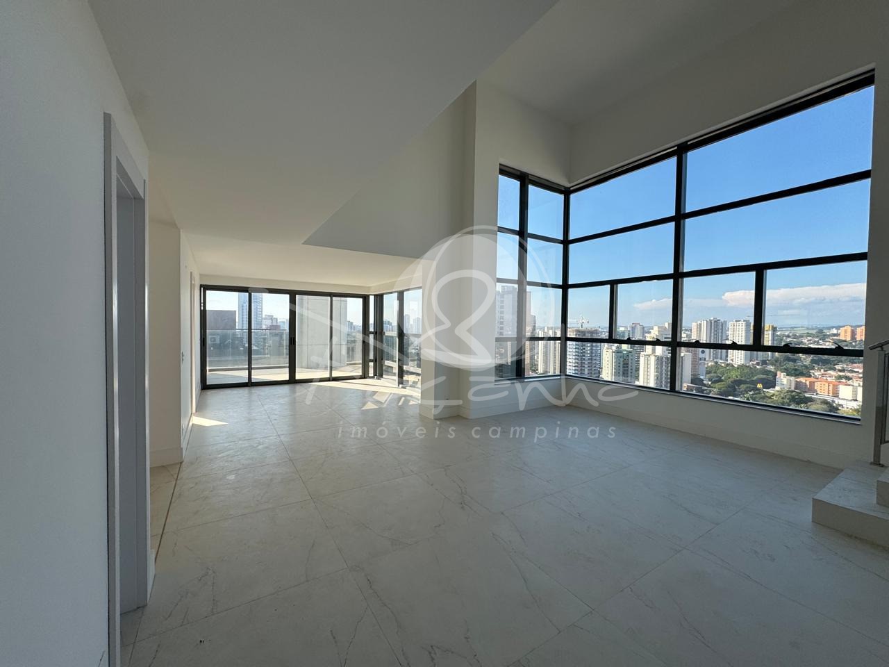 Apartamento, 3 quartos, 192 m² - Foto 1