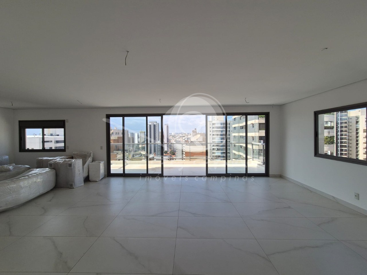 Cobertura, 3 quartos, 371 m² - Foto 1