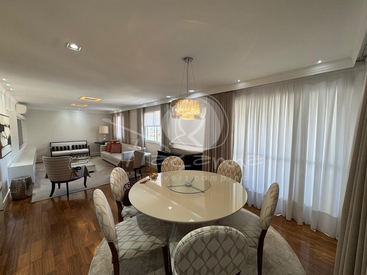 Apartamento, 3 quartos, 162 m² - Foto 1