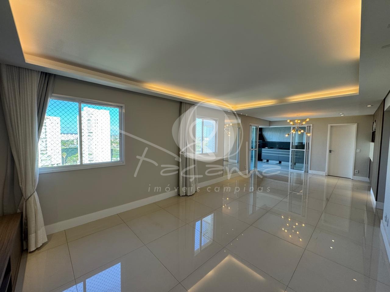 Apartamento, 3 quartos, 162 m² - Foto 2