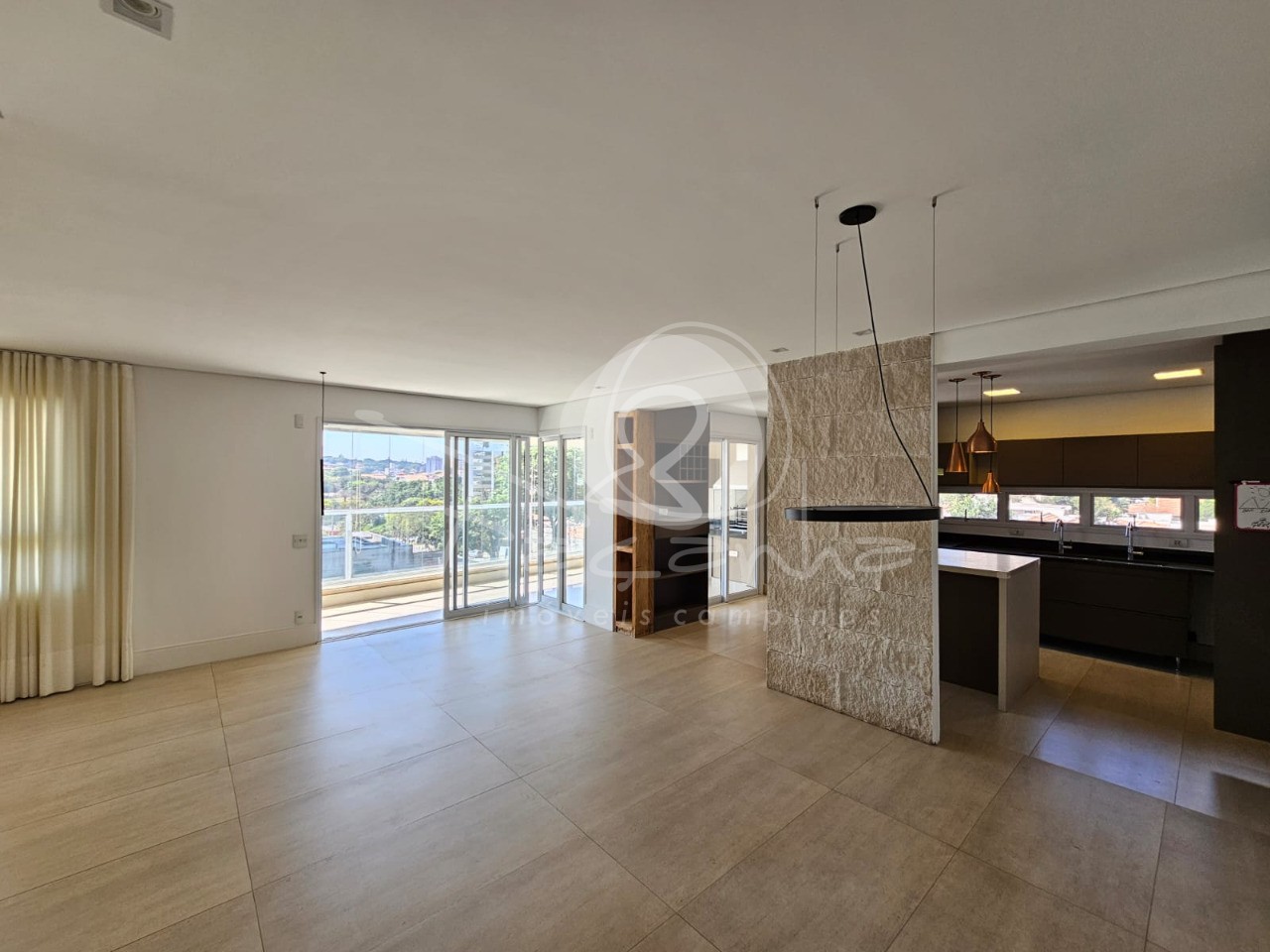 Apartamento, 4 quartos, 213 m² - Foto 1