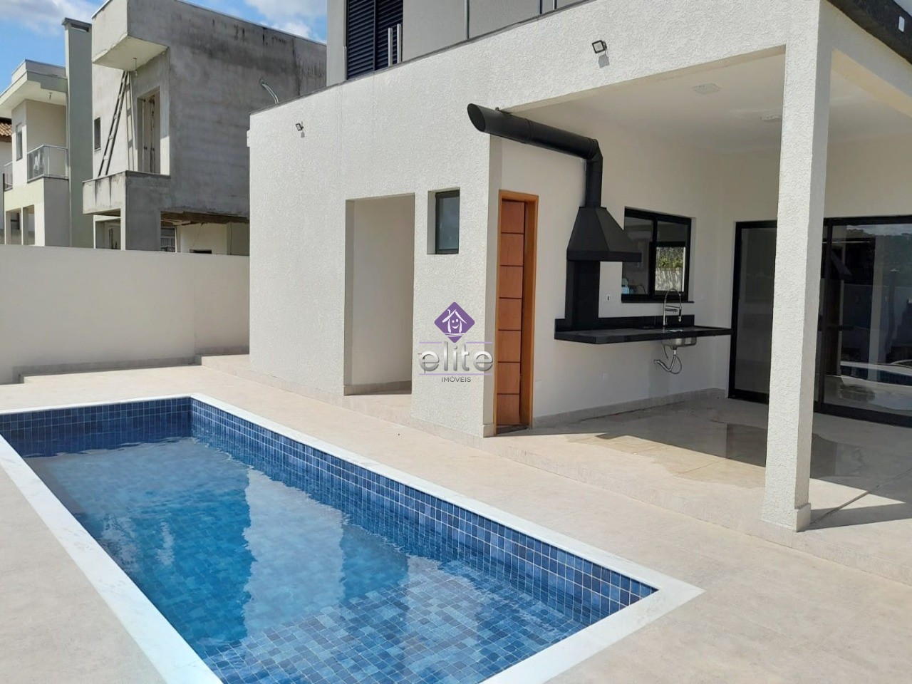 Casa de Condomínio, 4 quartos - Foto 1