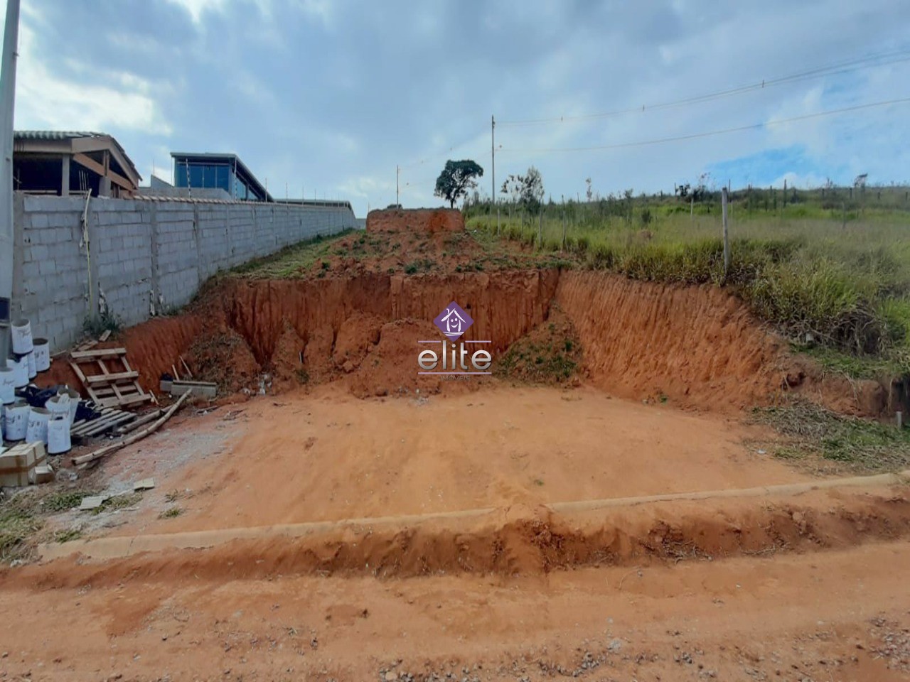 Terreno, 840 m² - Foto 1