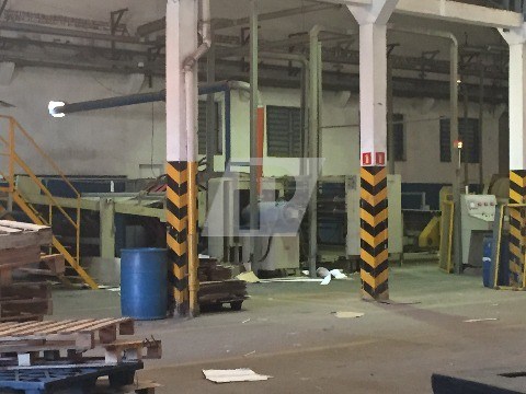 Depósito-Galpão, 8966 m² - Foto 1