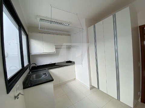 Casa de Condomínio à venda e aluguel com 3 quartos, 300m² - Foto 9