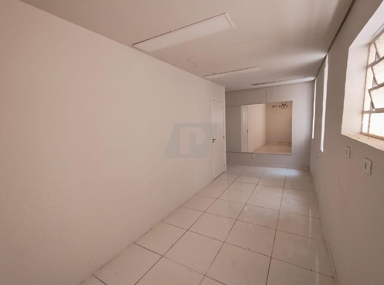 Prédio Inteiro à venda, 220m² - Foto 10