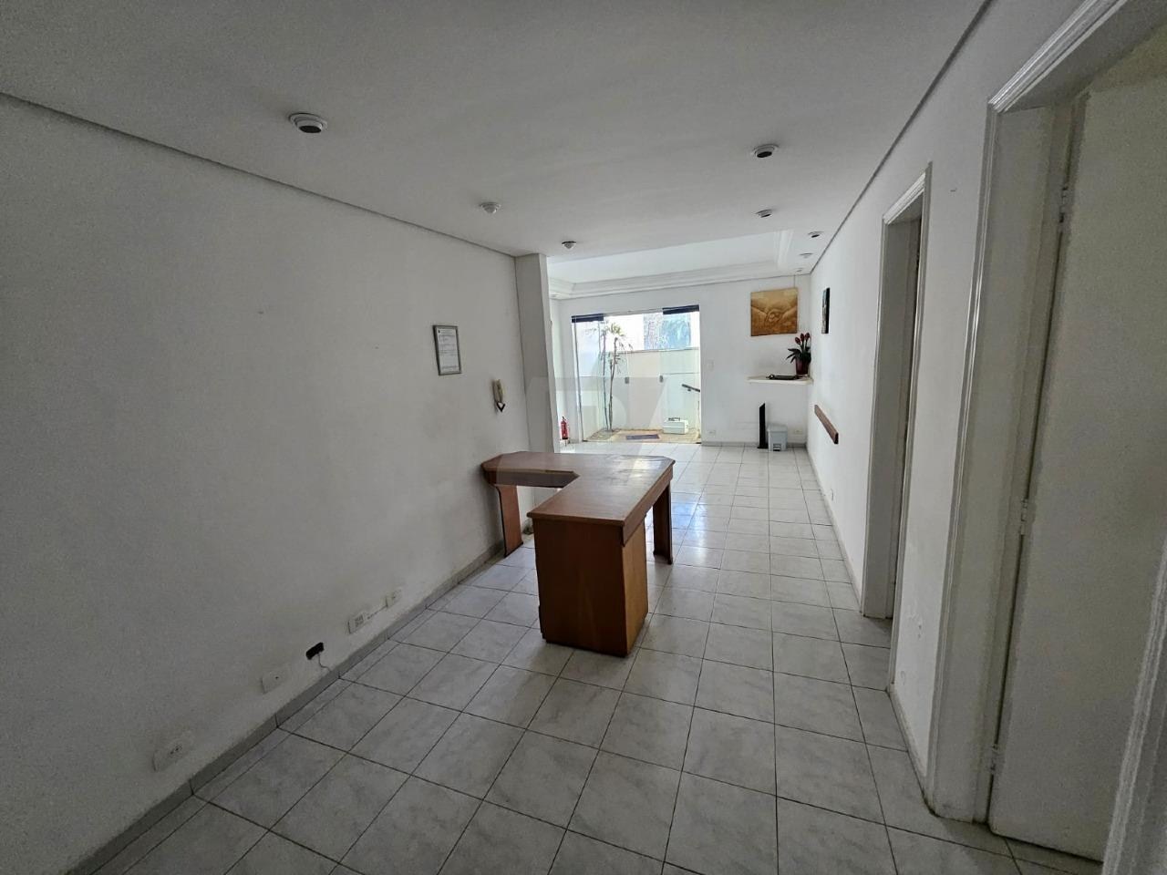 Prédio Inteiro para alugar, 211m² - Foto 2