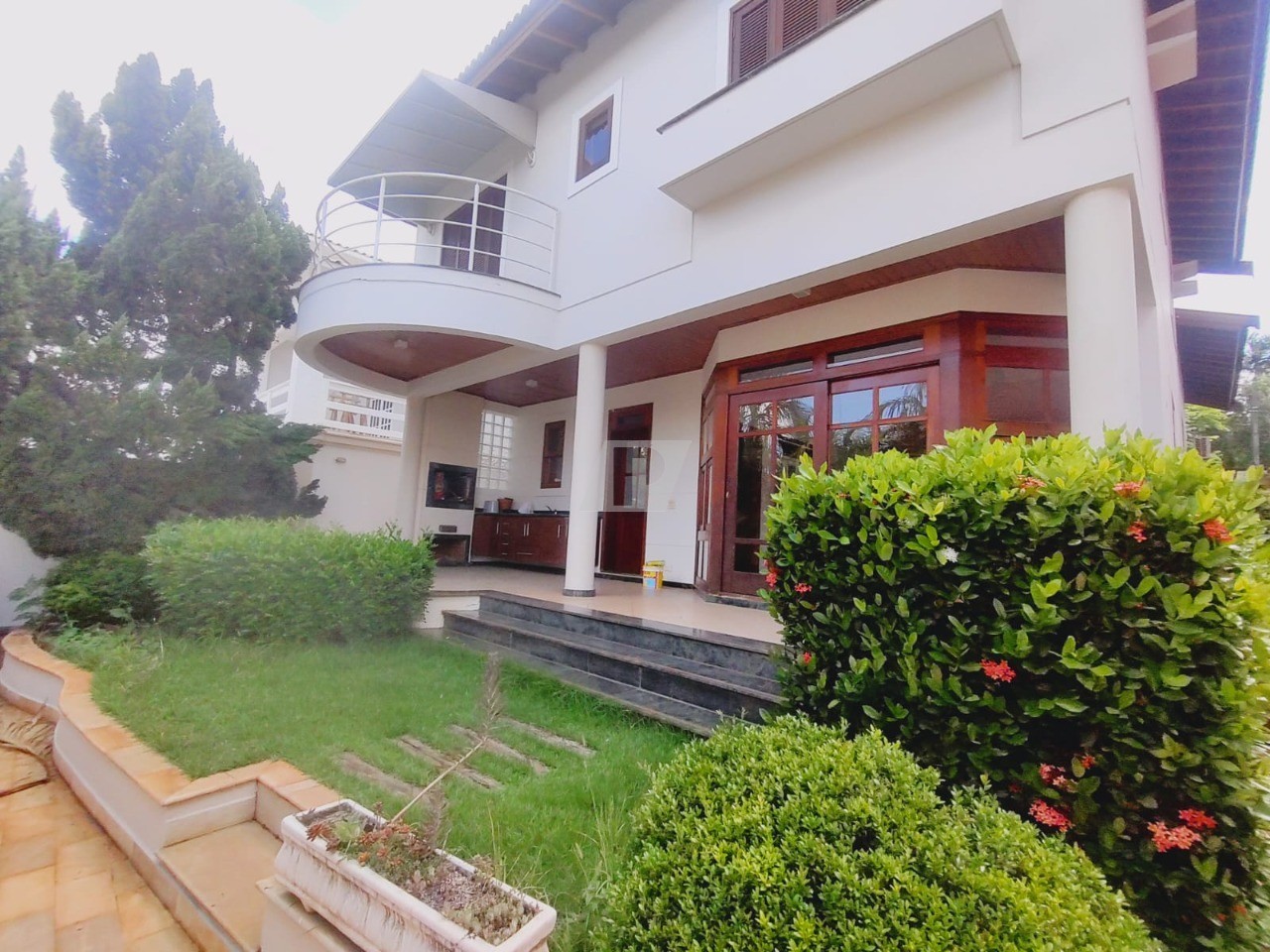 Casa de Condomínio para alugar com 3 quartos, 290m² - Foto 32