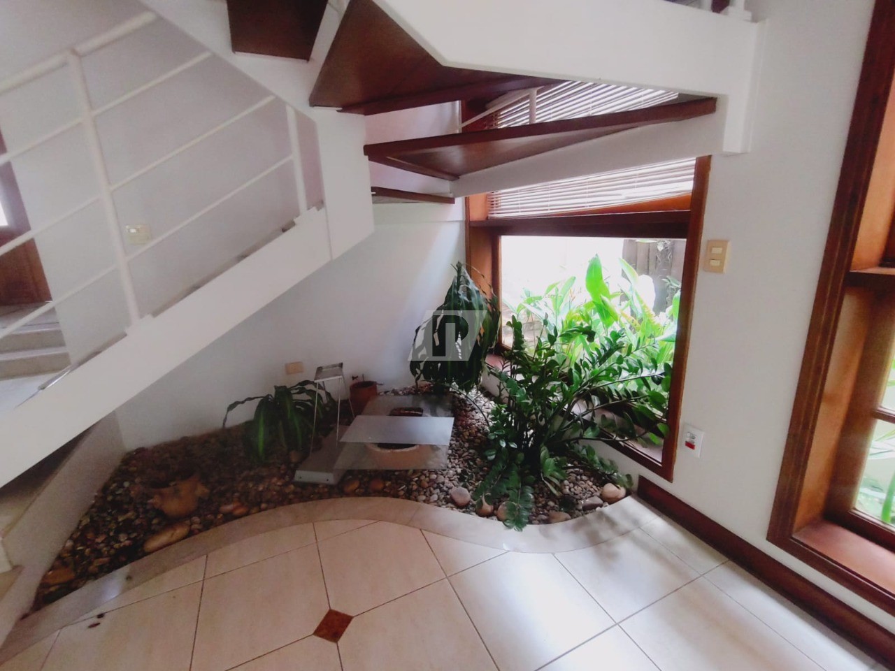 Casa de Condomínio para alugar com 3 quartos, 290m² - Foto 34