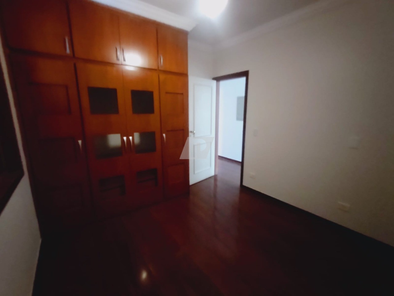 Casa de Condomínio para alugar com 3 quartos, 290m² - Foto 28