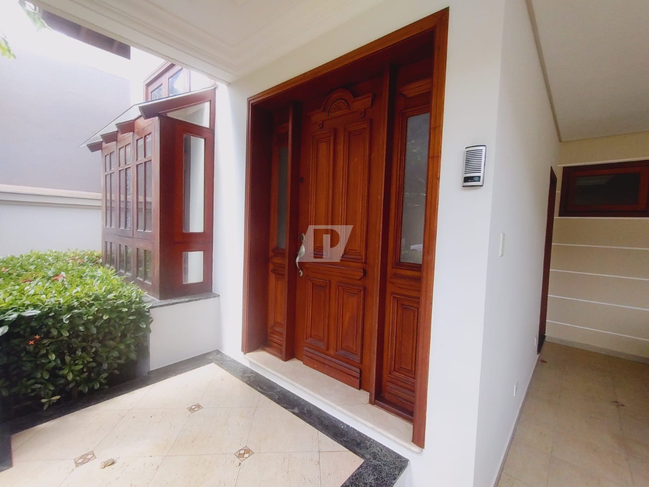 Casa de Condomínio para alugar com 3 quartos, 290m² - Foto 7