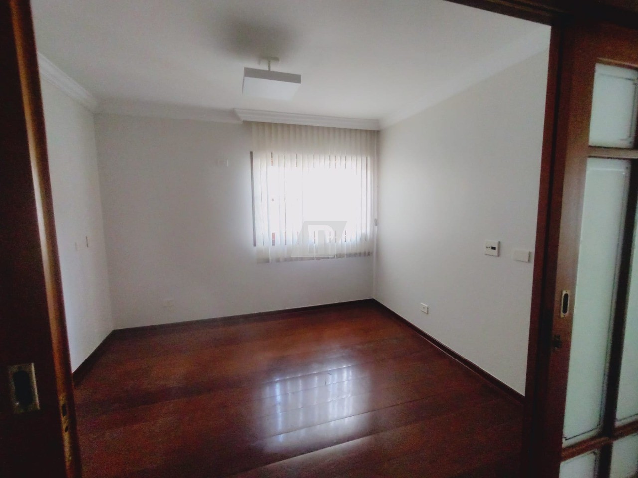 Casa de Condomínio para alugar com 3 quartos, 290m² - Foto 19