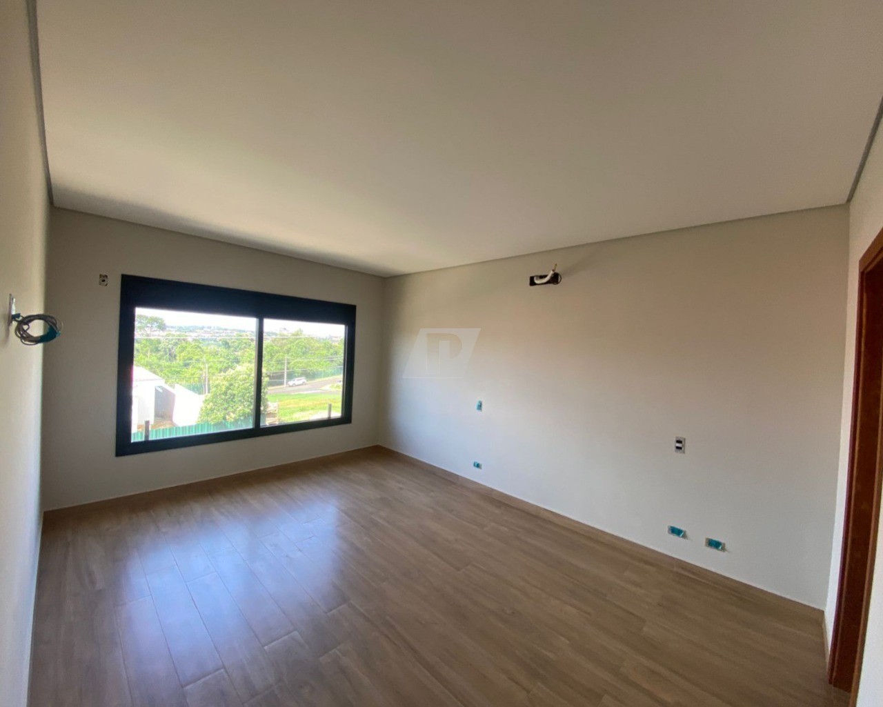 Casa de Condomínio à venda com 4 quartos, 243m² - Foto 36