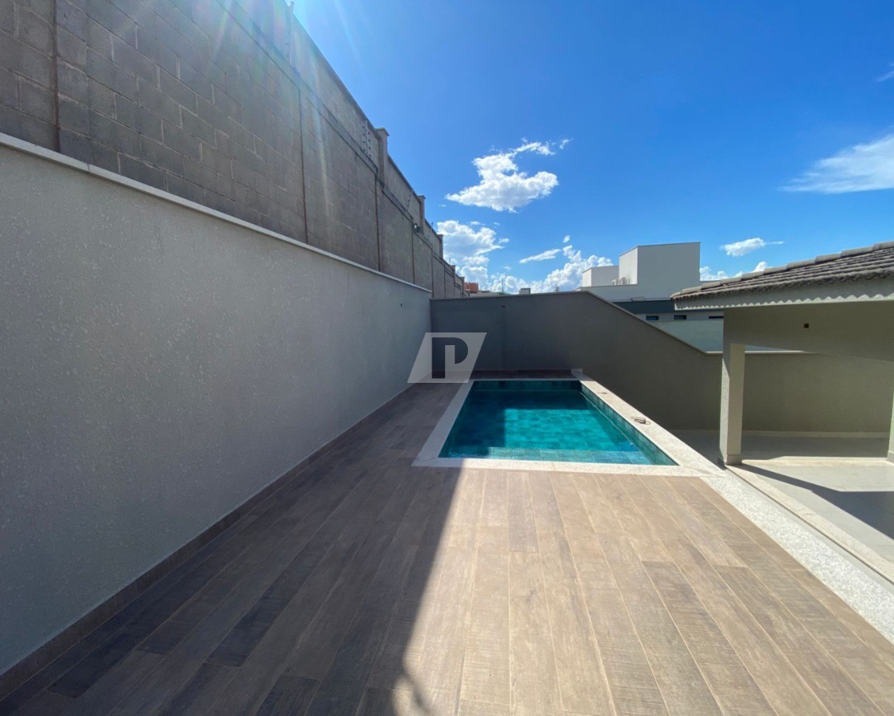 Casa de Condomínio à venda com 4 quartos, 243m² - Foto 5