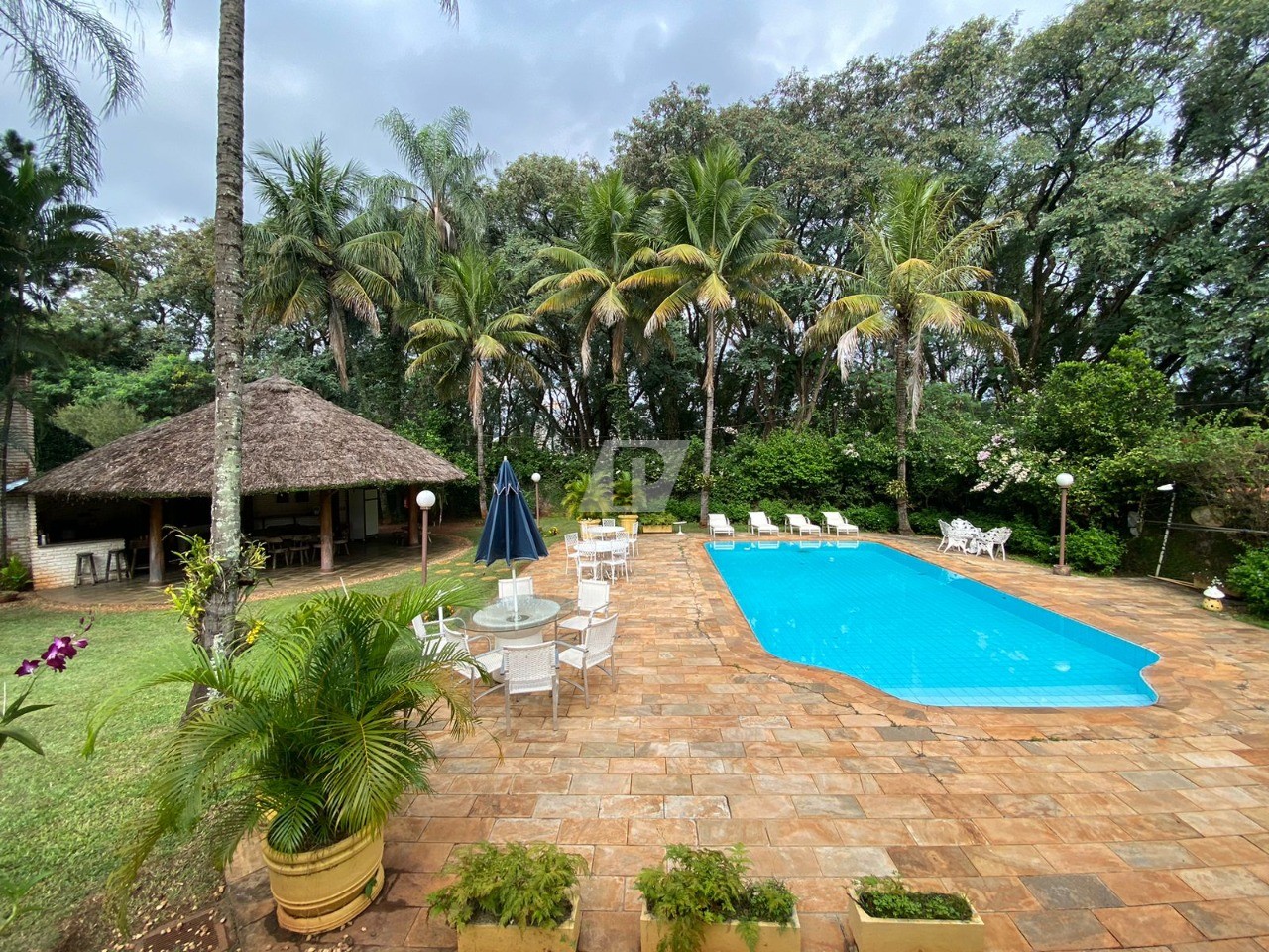 Sobrado, 5 quartos, 963 m² - Foto 1