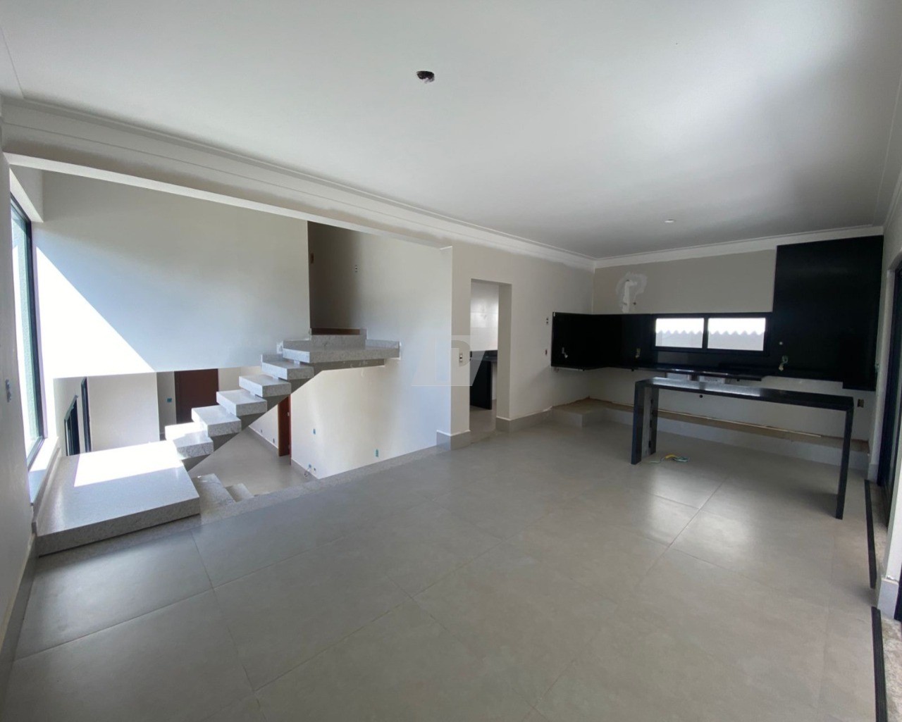 Casa de Condomínio à venda com 4 quartos, 243m² - Foto 15