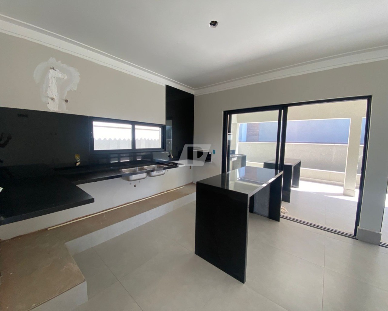 Casa de Condomínio à venda com 4 quartos, 243m² - Foto 10