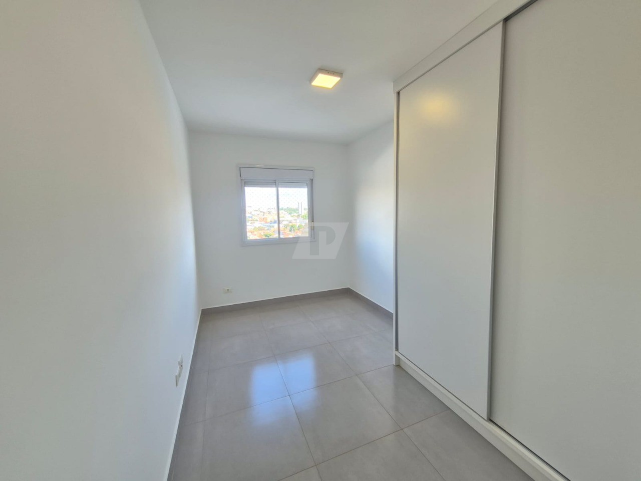 Apartamento à venda e aluguel com 2 quartos - Foto 8