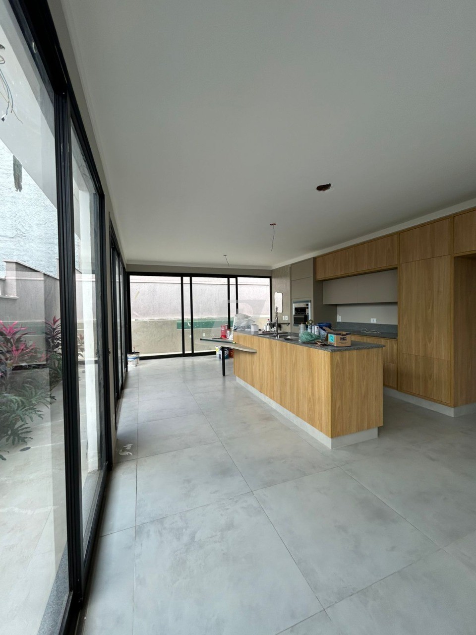 Casa de Condomínio à venda com 3 quartos, 220m² - Foto 3