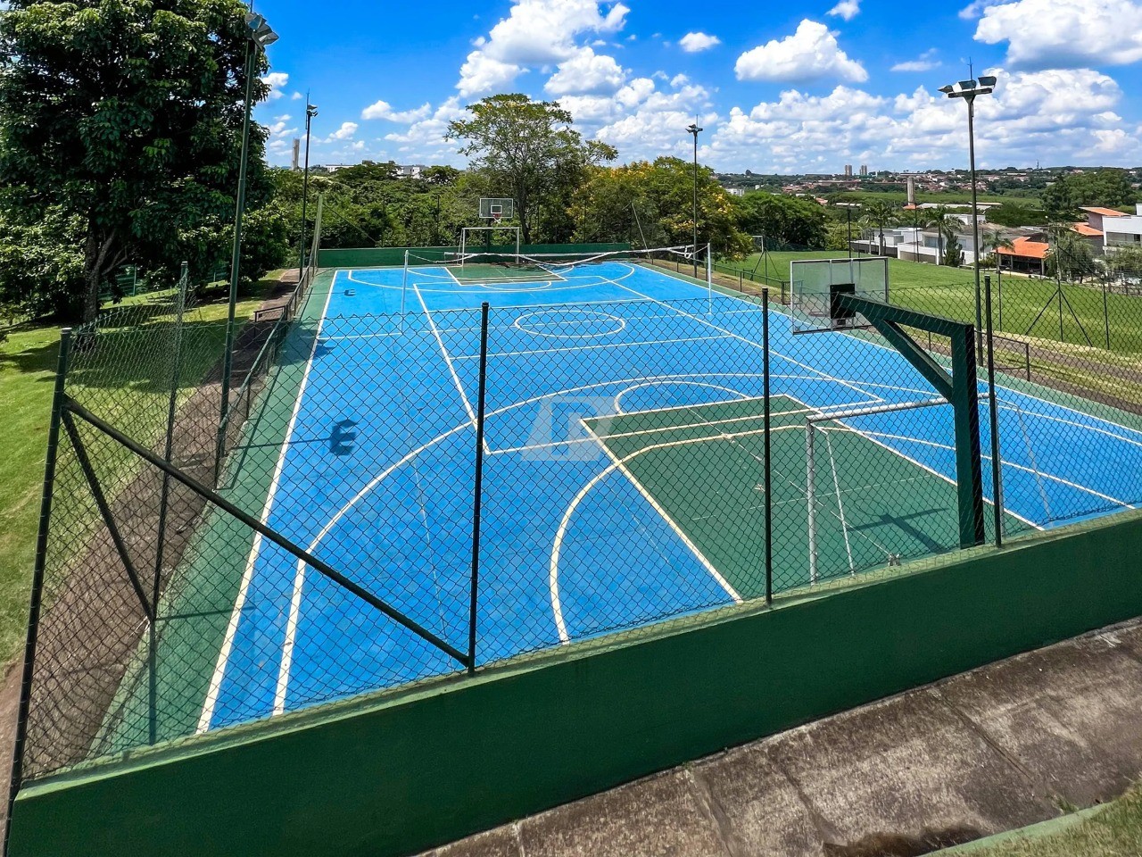 Casa de Condomínio à venda com 3 quartos, 222m² - Foto 26