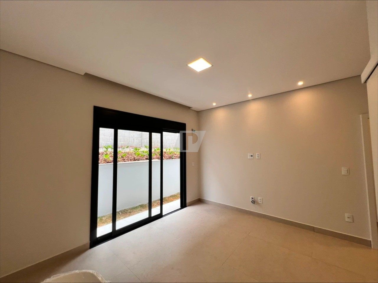 Casa de Condomínio à venda com 3 quartos, 222m² - Foto 9