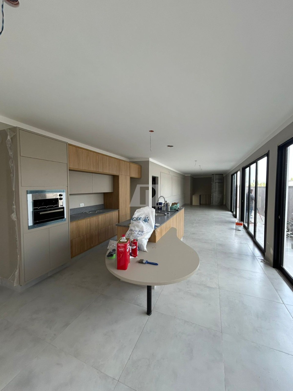 Casa de Condomínio à venda com 3 quartos, 220m² - Foto 4
