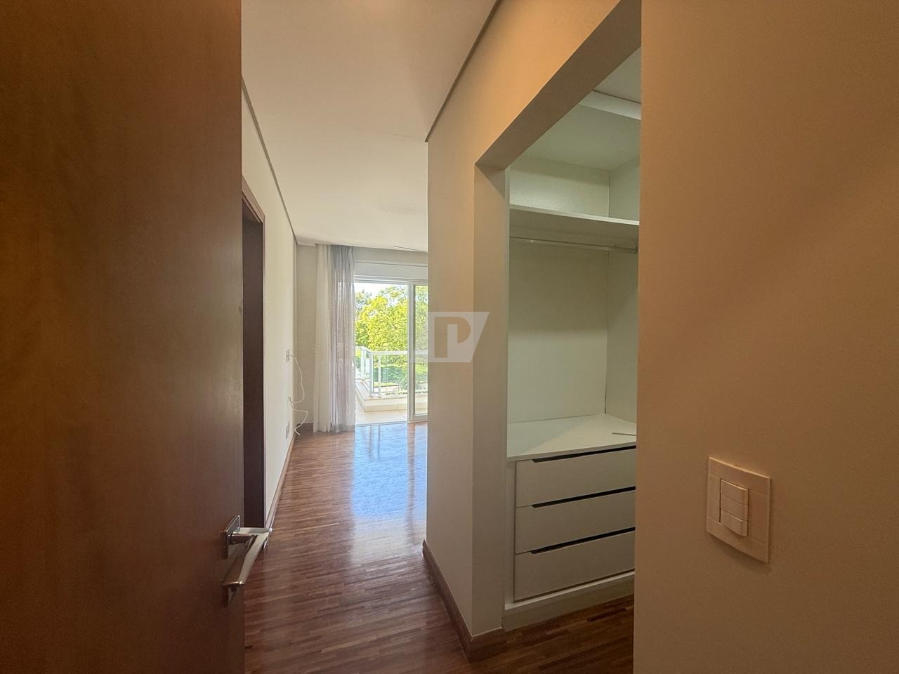 Casa de Condomínio para alugar com 4 quartos, 373m² - Foto 40