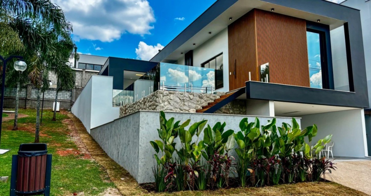 Casa de Condomínio à venda com 3 quartos, 222m² - Foto 2