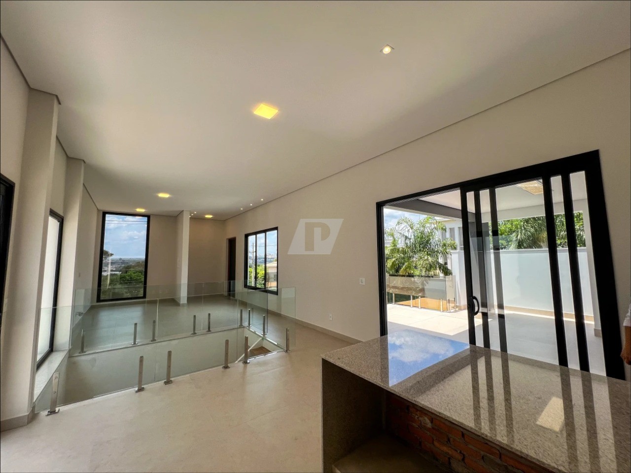 Casa de Condomínio à venda com 3 quartos, 222m² - Foto 13