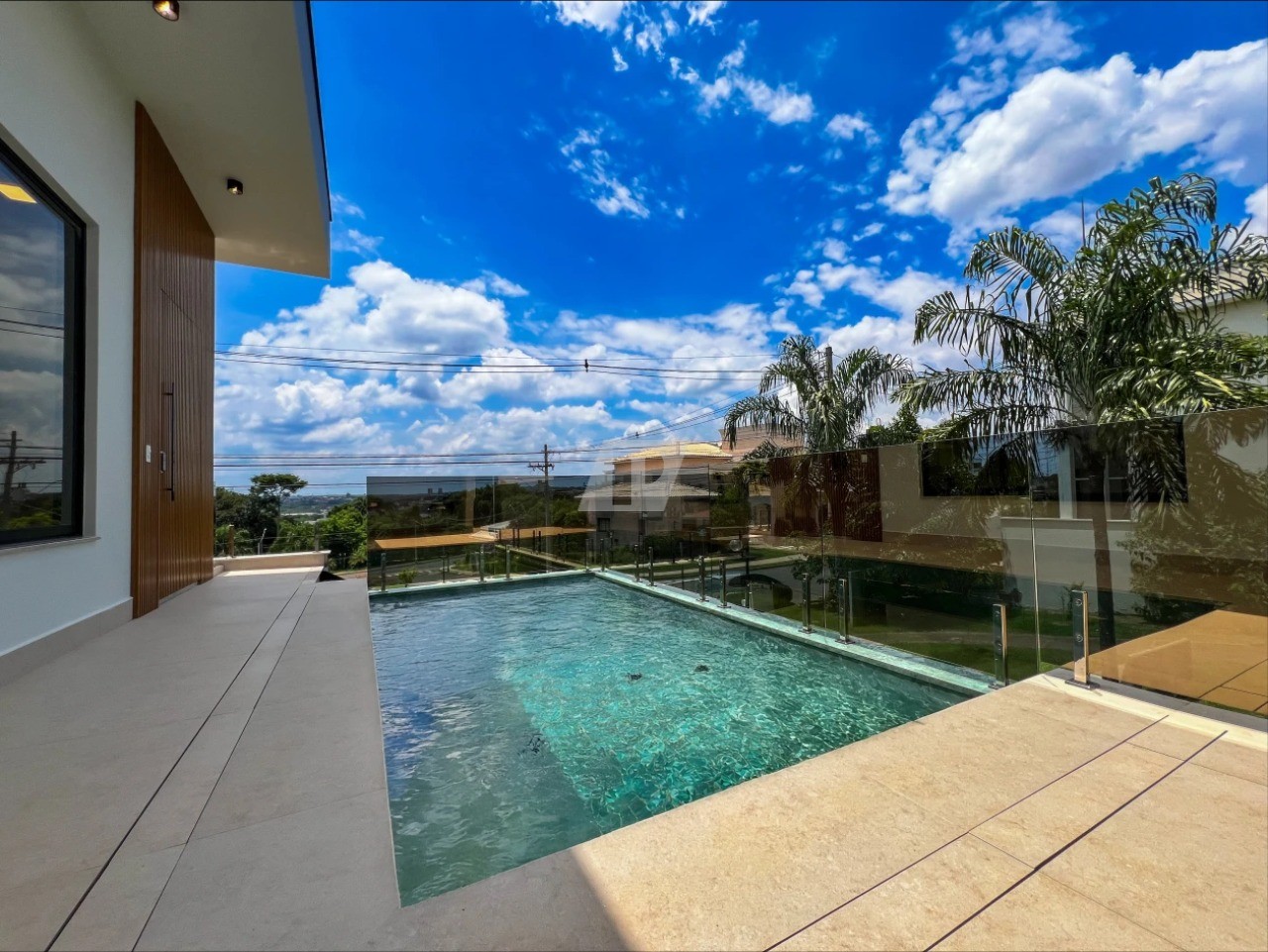 Casa de Condomínio à venda com 3 quartos, 222m² - Foto 4