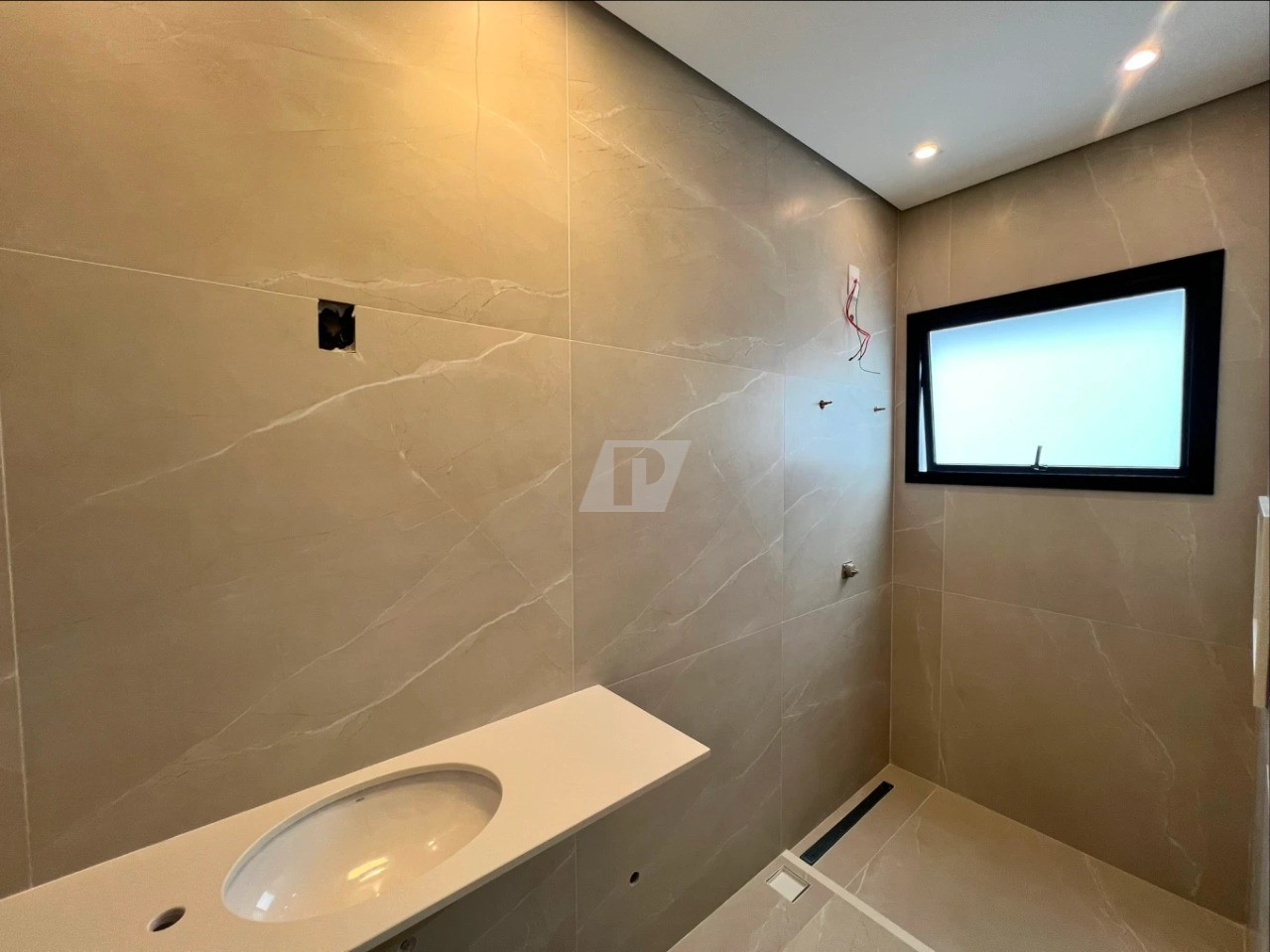 Casa de Condomínio à venda com 3 quartos, 222m² - Foto 11