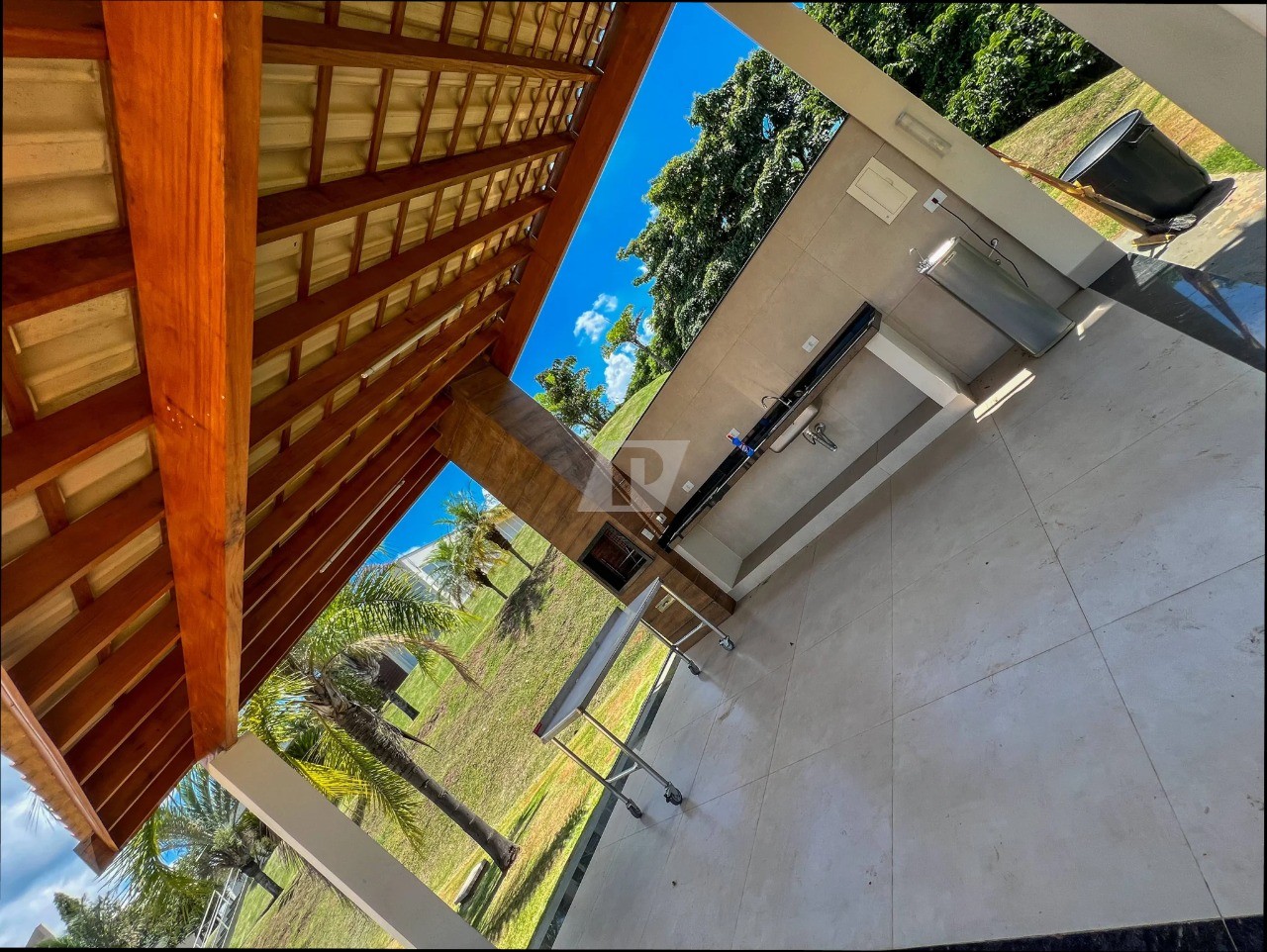 Casa de Condomínio à venda com 3 quartos, 222m² - Foto 22